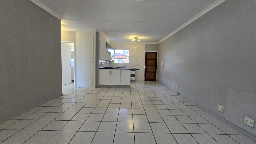 To Let 2 Bedroom Property for Rent in New Redruth Gauteng