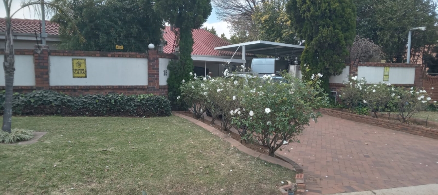 3 Bedroom Property for Sale in Van Riebeeck Park Gauteng