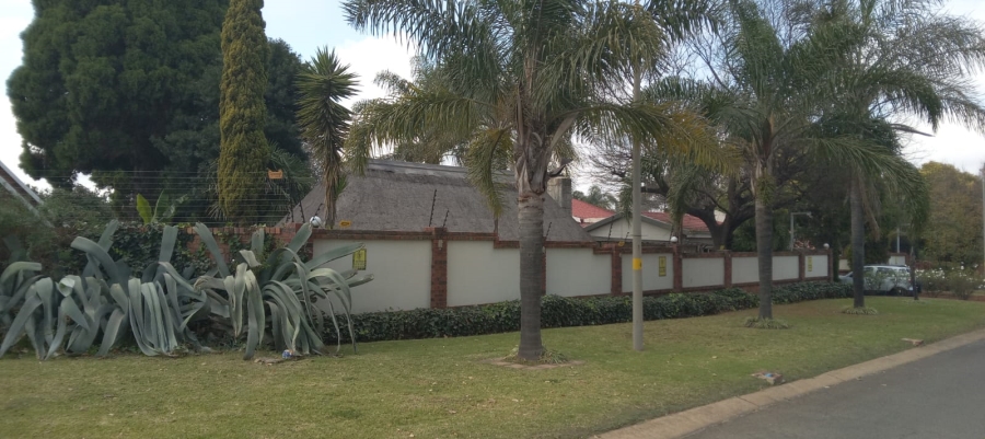 3 Bedroom Property for Sale in Van Riebeeck Park Gauteng