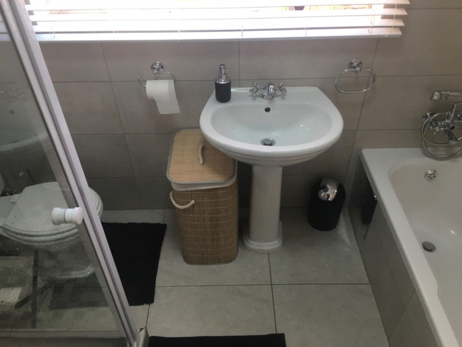 3 Bedroom Property for Sale in Clubview Gauteng