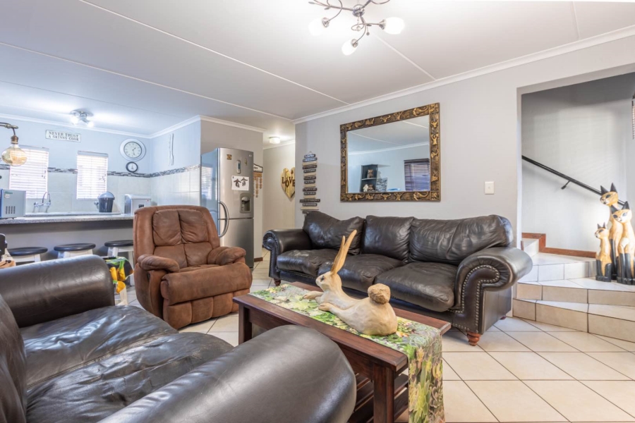 To Let 3 Bedroom Property for Rent in Wilgeheuwel Gauteng