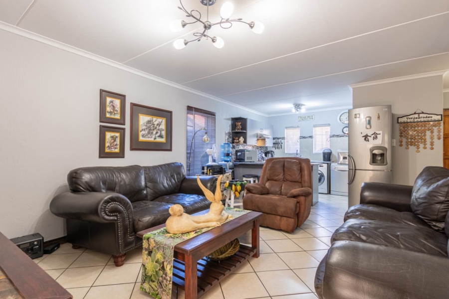 To Let 3 Bedroom Property for Rent in Wilgeheuwel Gauteng