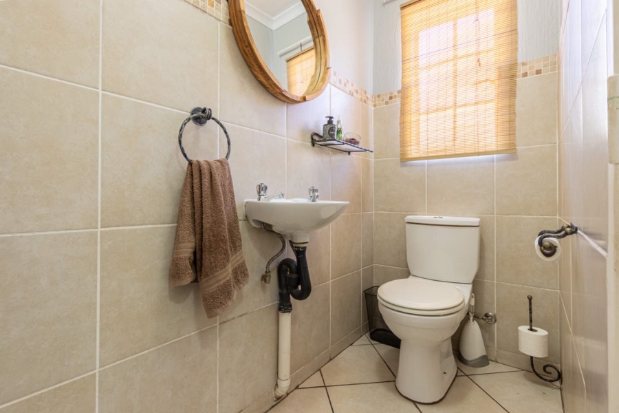 To Let 3 Bedroom Property for Rent in Wilgeheuwel Gauteng