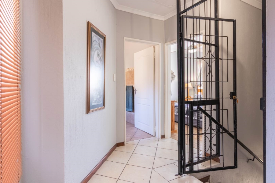 To Let 3 Bedroom Property for Rent in Wilgeheuwel Gauteng