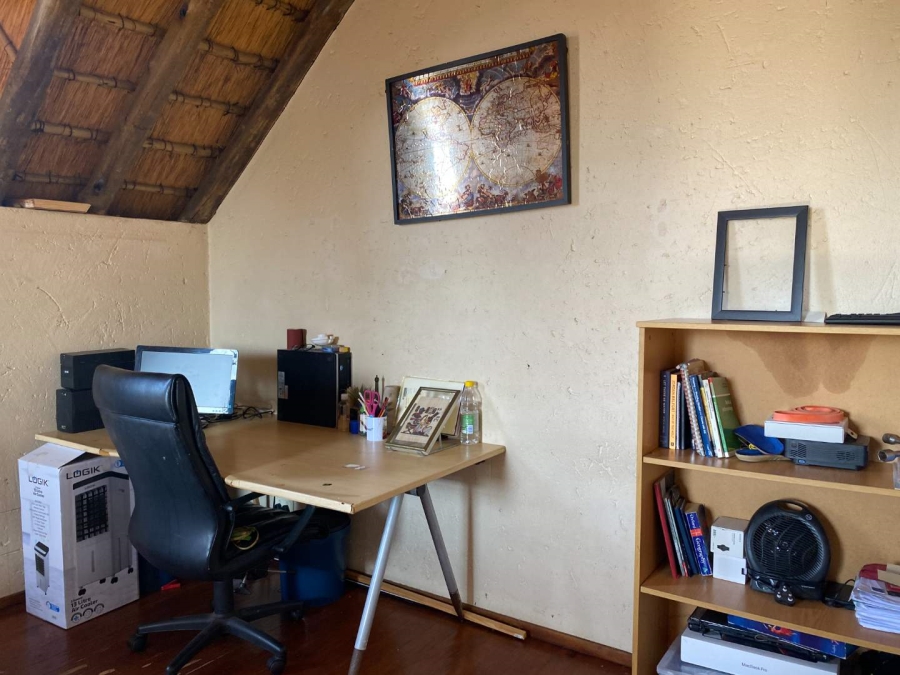 1 Bedroom Property for Sale in Lonehill Gauteng