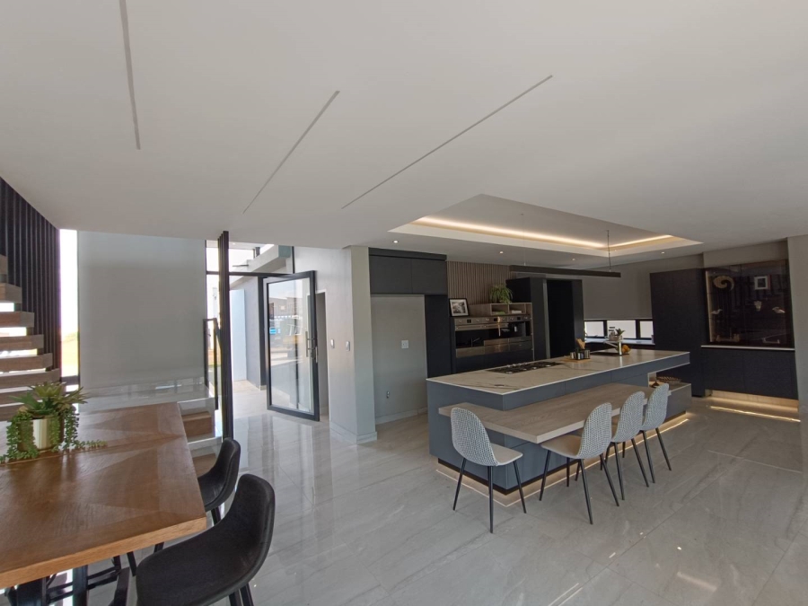 4 Bedroom Property for Sale in Midstream Heights Gauteng