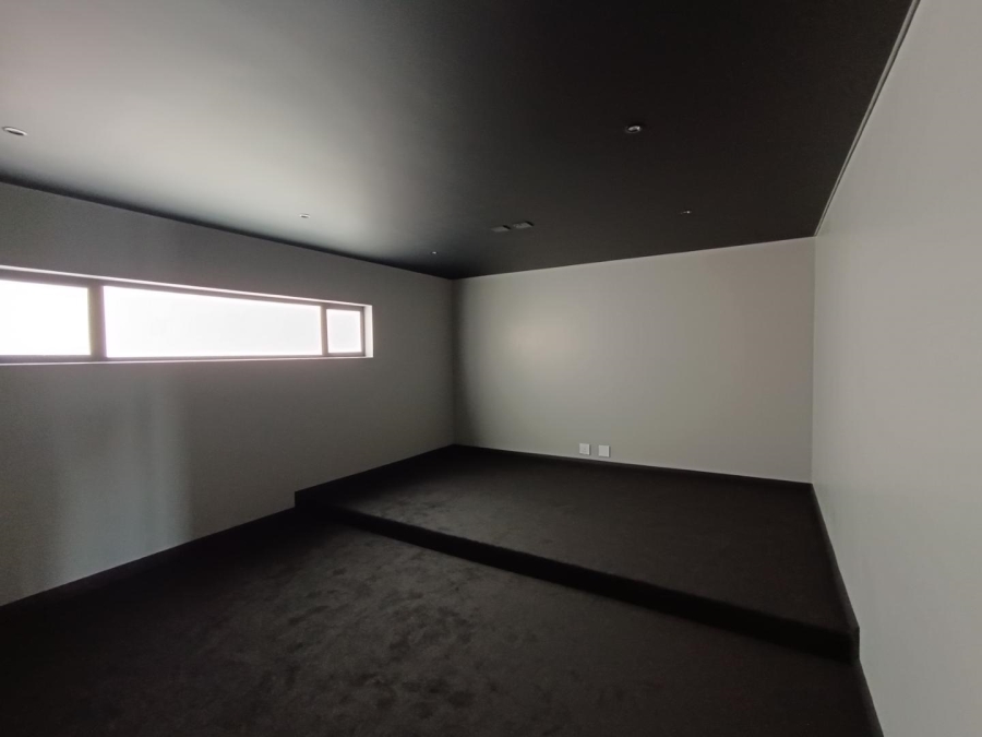 4 Bedroom Property for Sale in Midstream Heights Gauteng