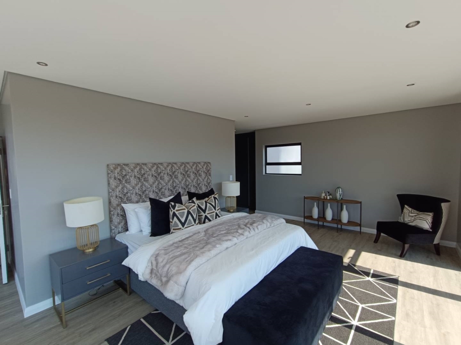 4 Bedroom Property for Sale in Midstream Heights Gauteng