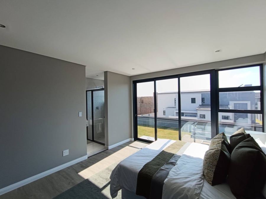 4 Bedroom Property for Sale in Midstream Heights Gauteng