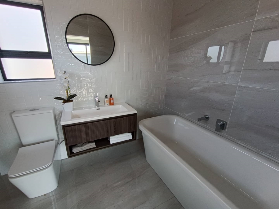 4 Bedroom Property for Sale in Midstream Heights Gauteng