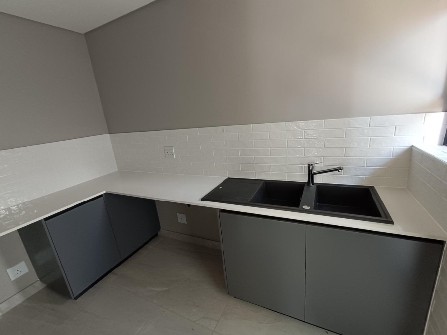 4 Bedroom Property for Sale in Midstream Heights Gauteng