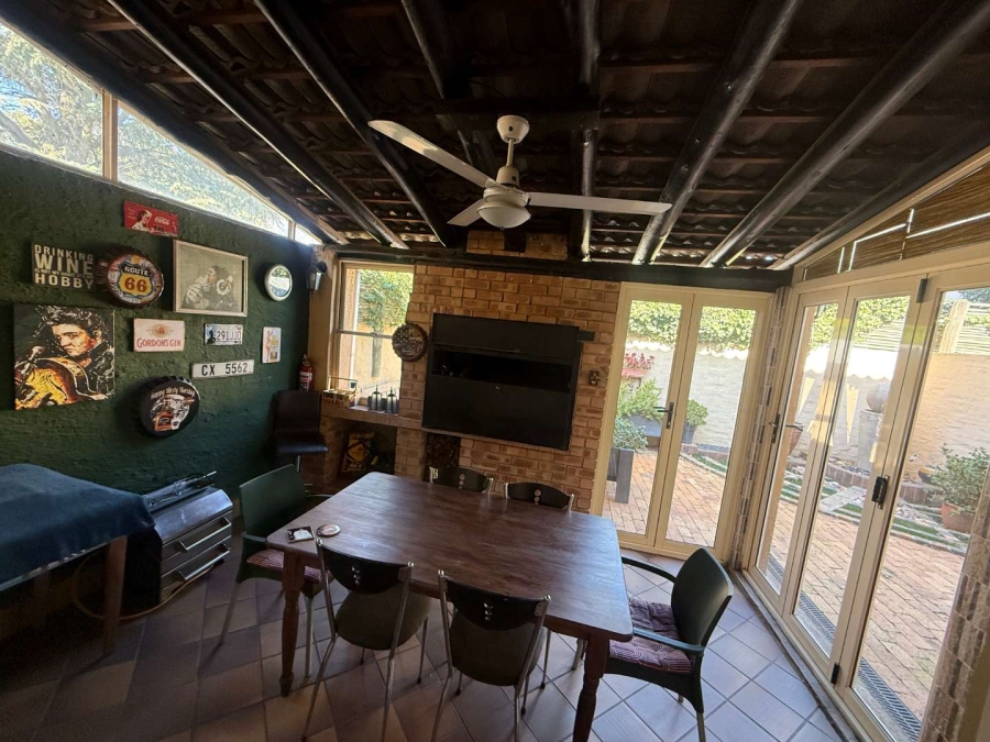 3 Bedroom Property for Sale in Weltevreden Park Gauteng