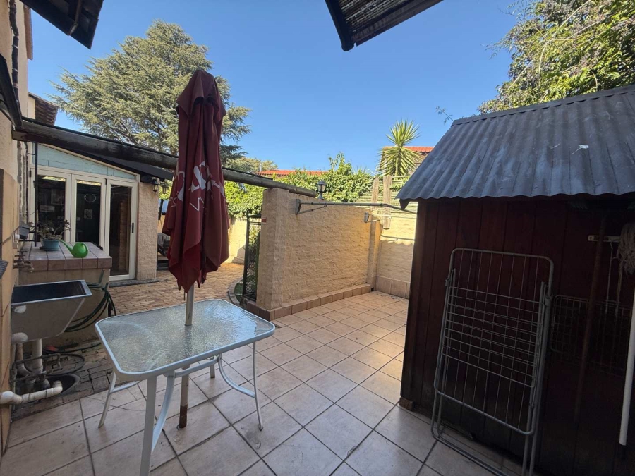 3 Bedroom Property for Sale in Weltevreden Park Gauteng