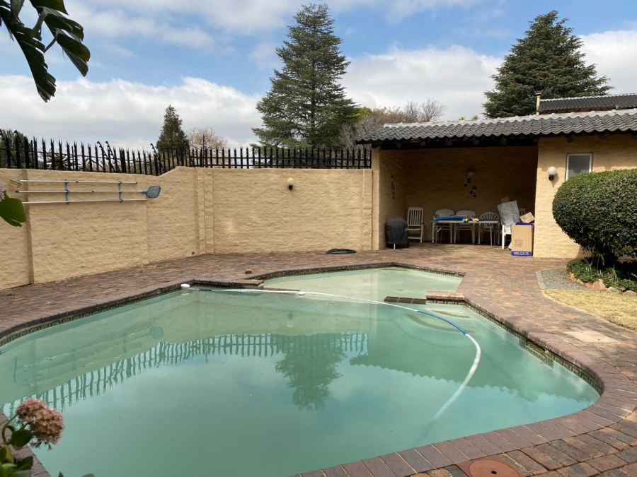 3 Bedroom Property for Sale in Weltevreden Park Gauteng