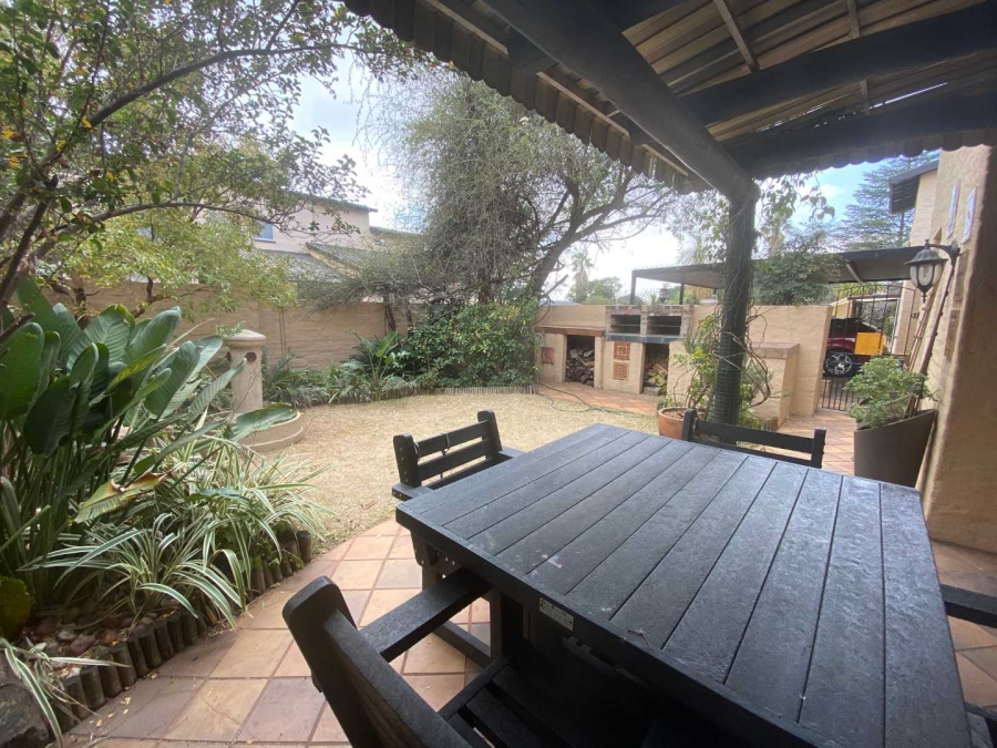 3 Bedroom Property for Sale in Weltevreden Park Gauteng