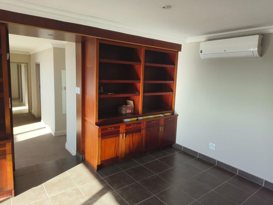 3 Bedroom Property for Sale in Murrayfield Gauteng