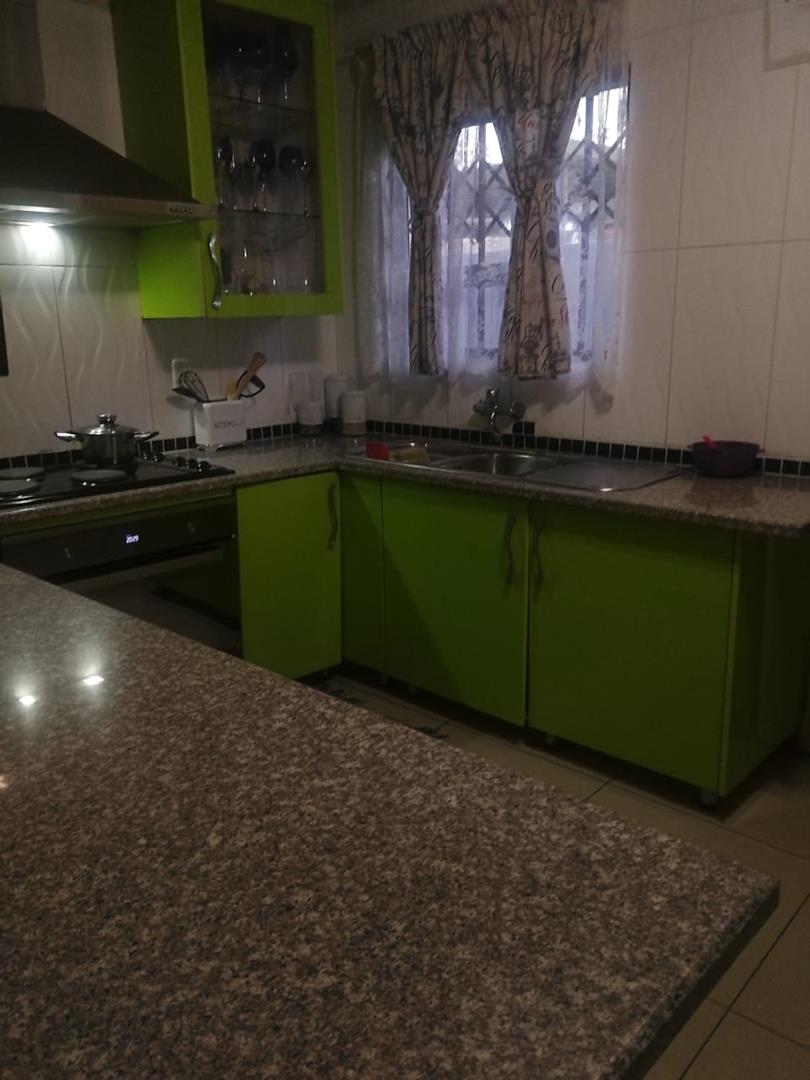 3 Bedroom Property for Sale in Protea Glen Gauteng