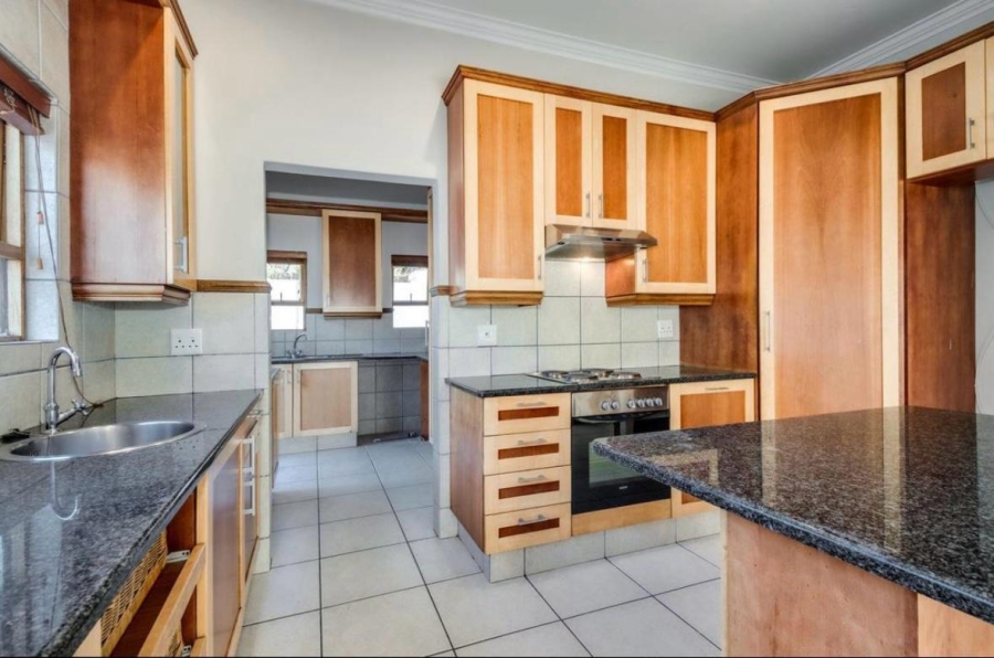 To Let 4 Bedroom Property for Rent in Dainfern Gauteng