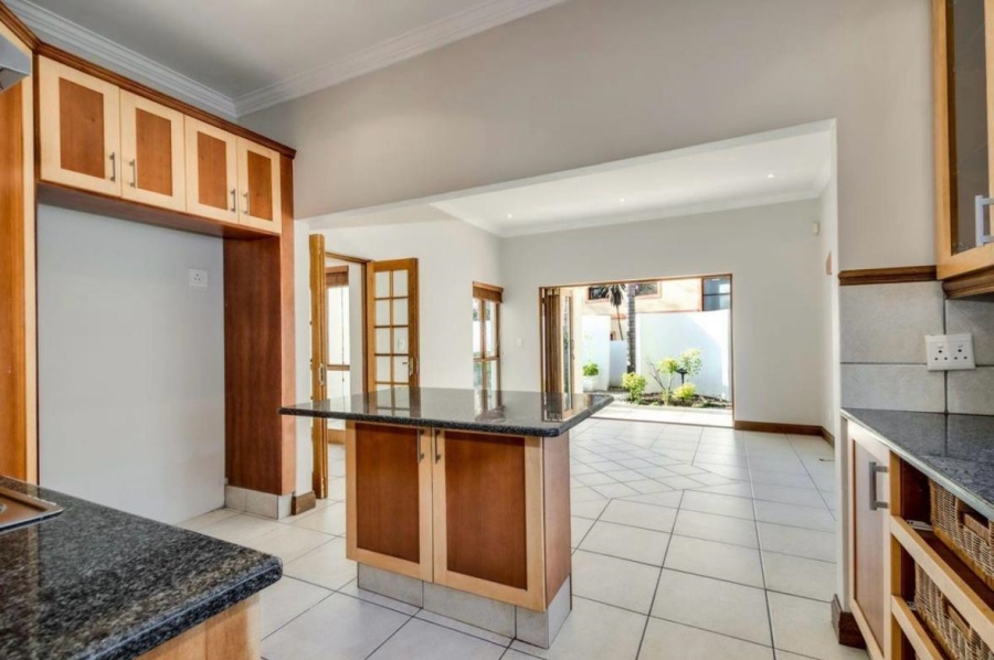 To Let 4 Bedroom Property for Rent in Dainfern Gauteng