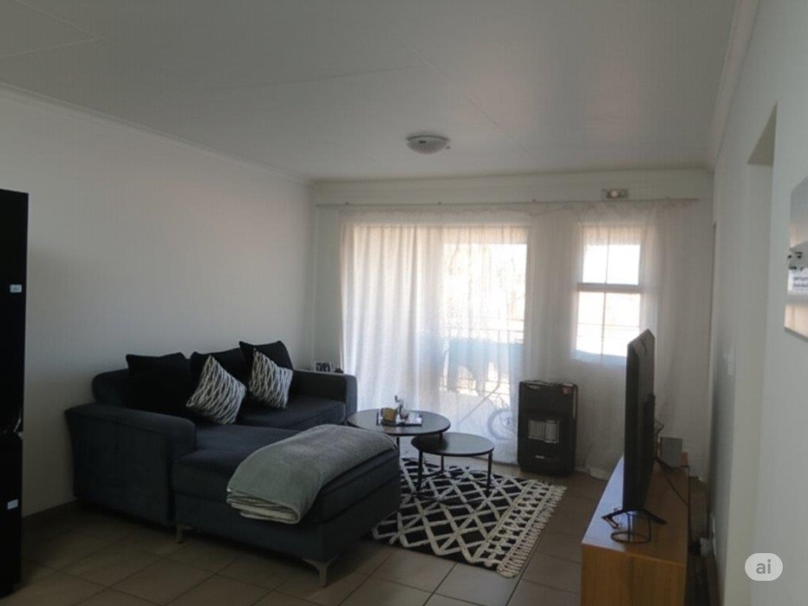 2 Bedroom Property for Sale in Albertsdal Gauteng