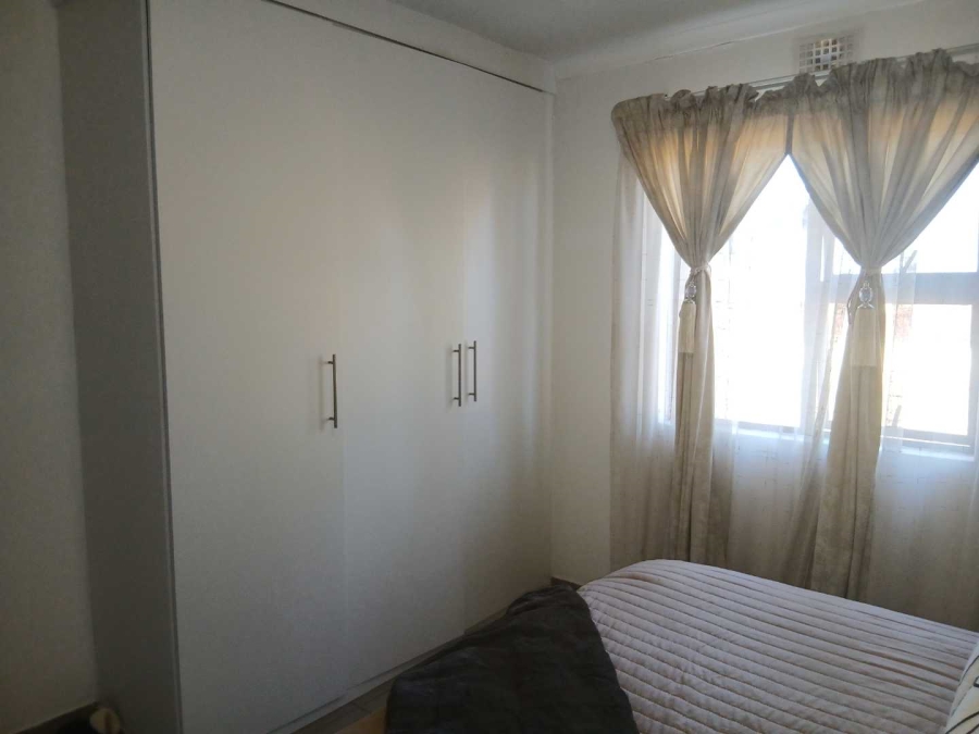 2 Bedroom Property for Sale in Albertsdal Gauteng