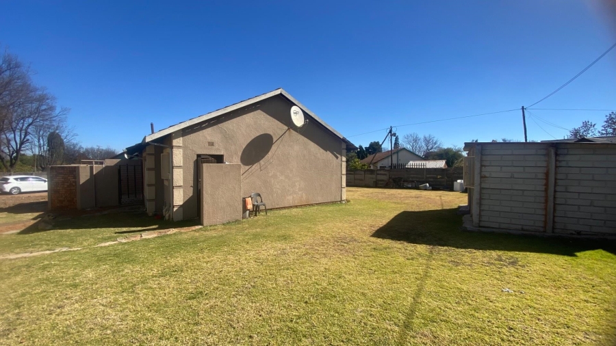 3 Bedroom Property for Sale in Crystal Park Gauteng