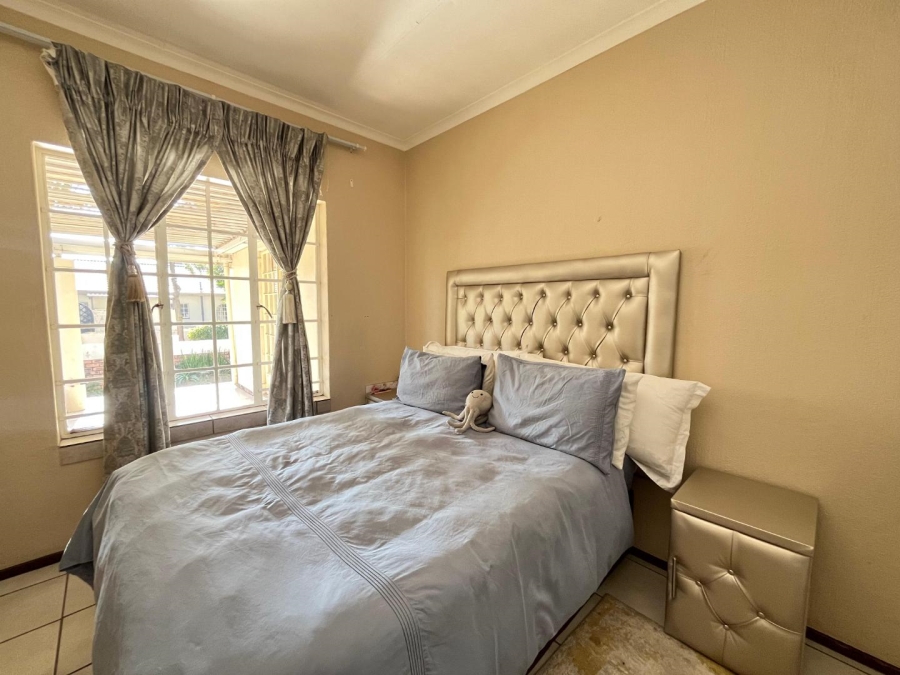 To Let 3 Bedroom Property for Rent in Garsfontein Gauteng