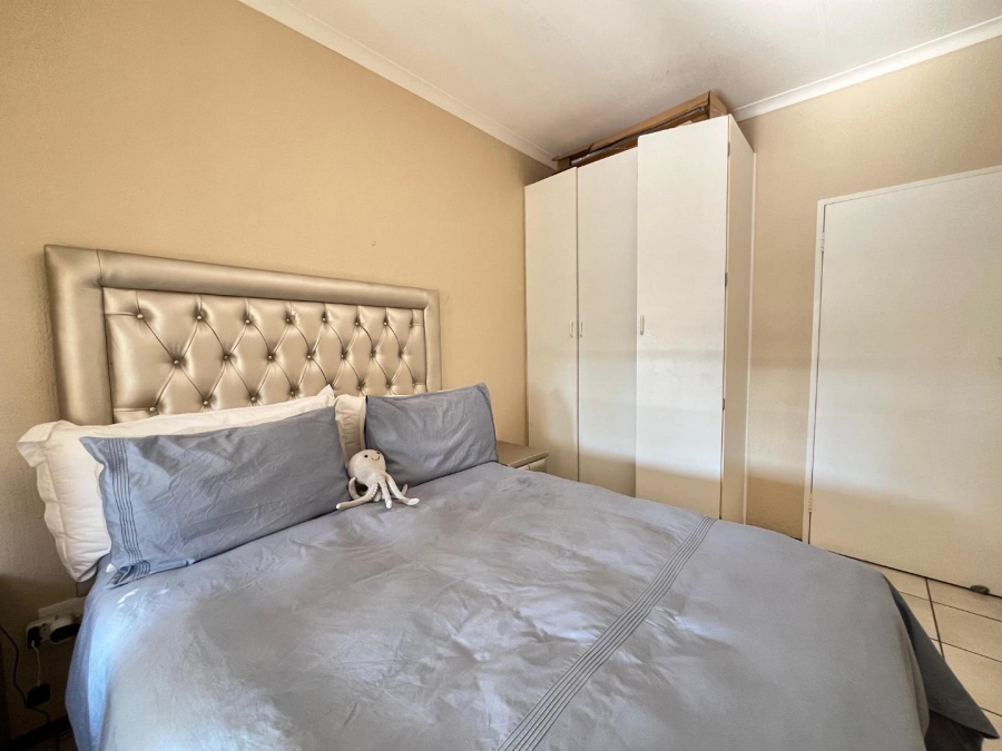 To Let 3 Bedroom Property for Rent in Garsfontein Gauteng