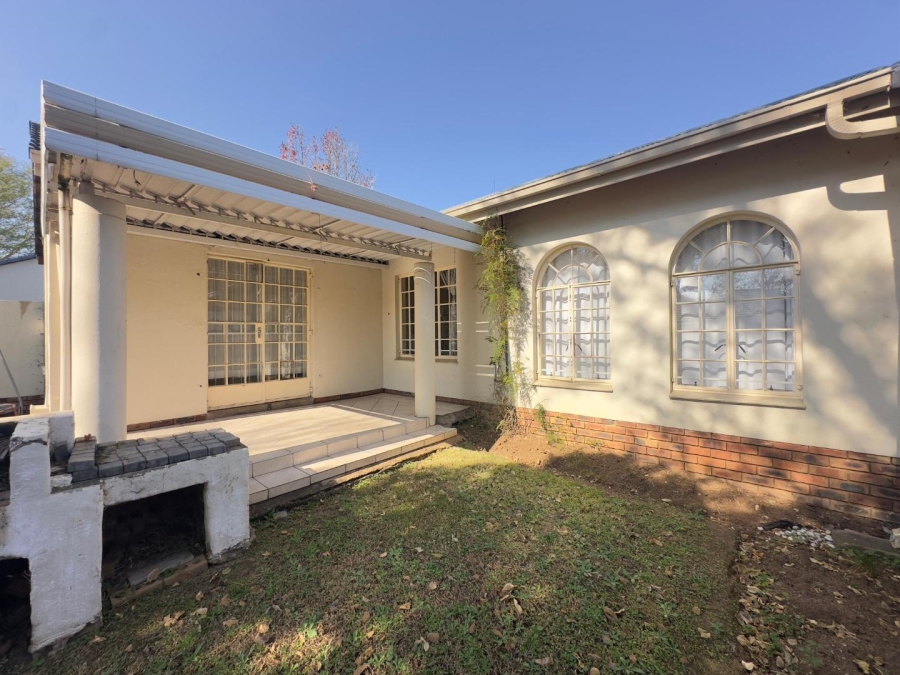 To Let 3 Bedroom Property for Rent in Garsfontein Gauteng