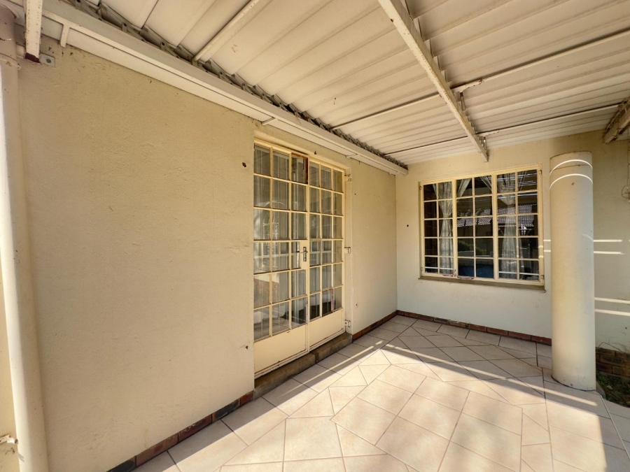 To Let 3 Bedroom Property for Rent in Garsfontein Gauteng