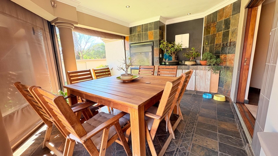 3 Bedroom Property for Sale in Eldoraigne Gauteng