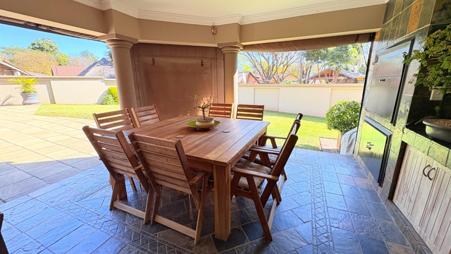 3 Bedroom Property for Sale in Eldoraigne Gauteng