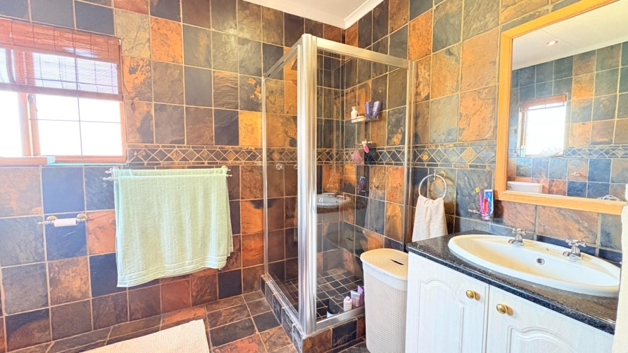 3 Bedroom Property for Sale in Eldoraigne Gauteng