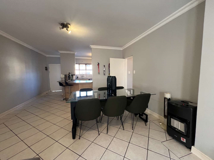 2 Bedroom Property for Sale in Bryanston Gauteng