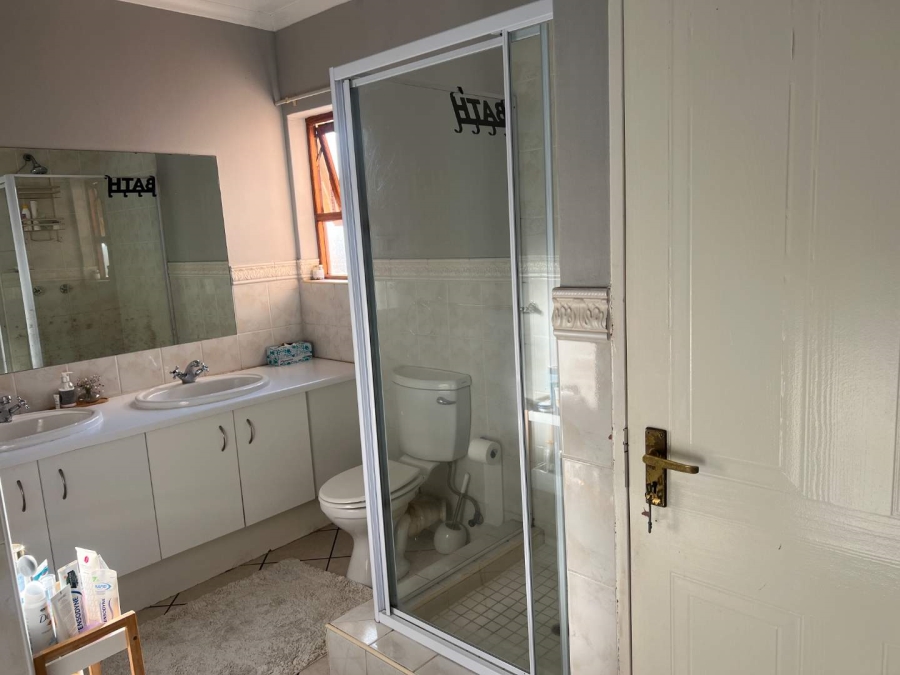 2 Bedroom Property for Sale in Bryanston Gauteng