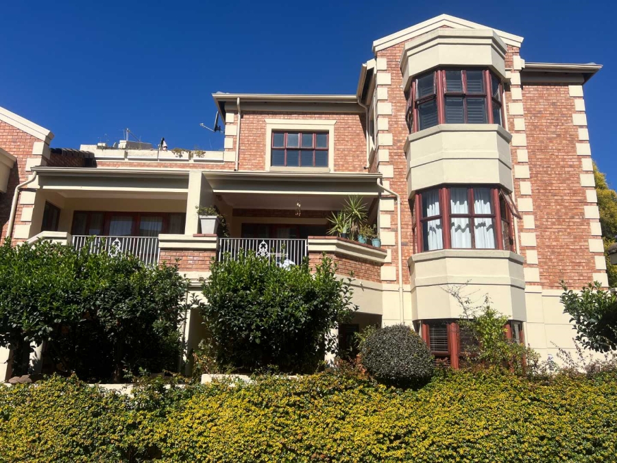 2 Bedroom Property for Sale in Bryanston Gauteng