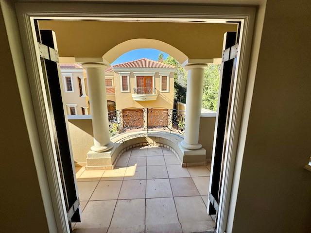 To Let 3 Bedroom Property for Rent in Hurlingham Gauteng