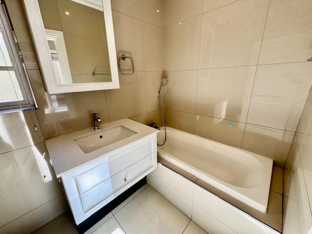 To Let 3 Bedroom Property for Rent in Hurlingham Gauteng