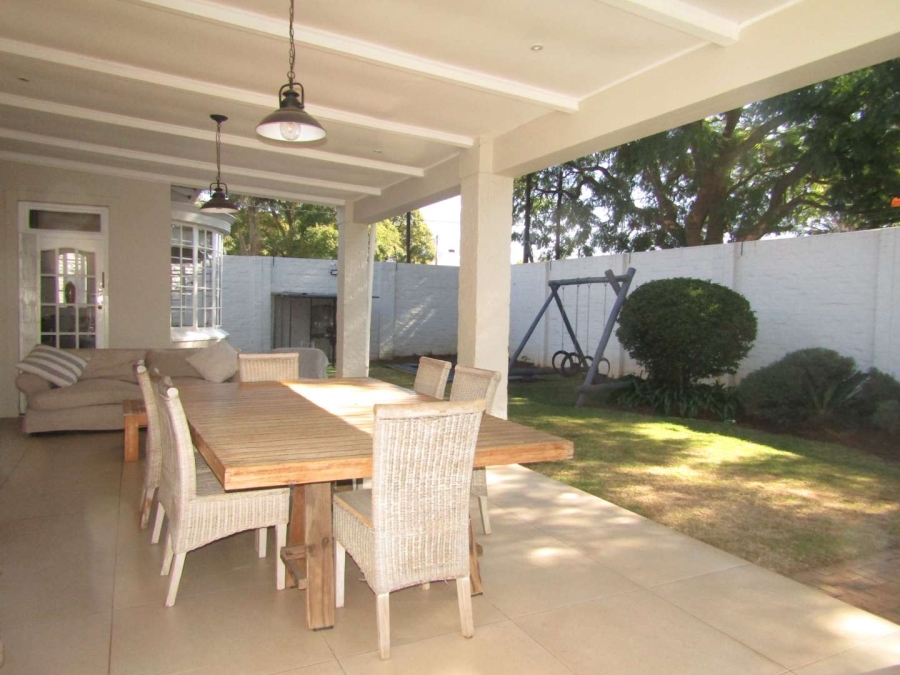 5 Bedroom Property for Sale in Percelia Estate Gauteng