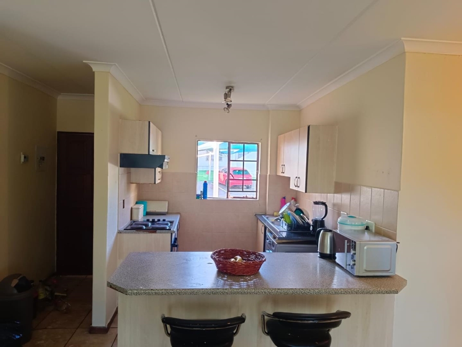 3 Bedroom Property for Sale in Corlett Gardens Gauteng