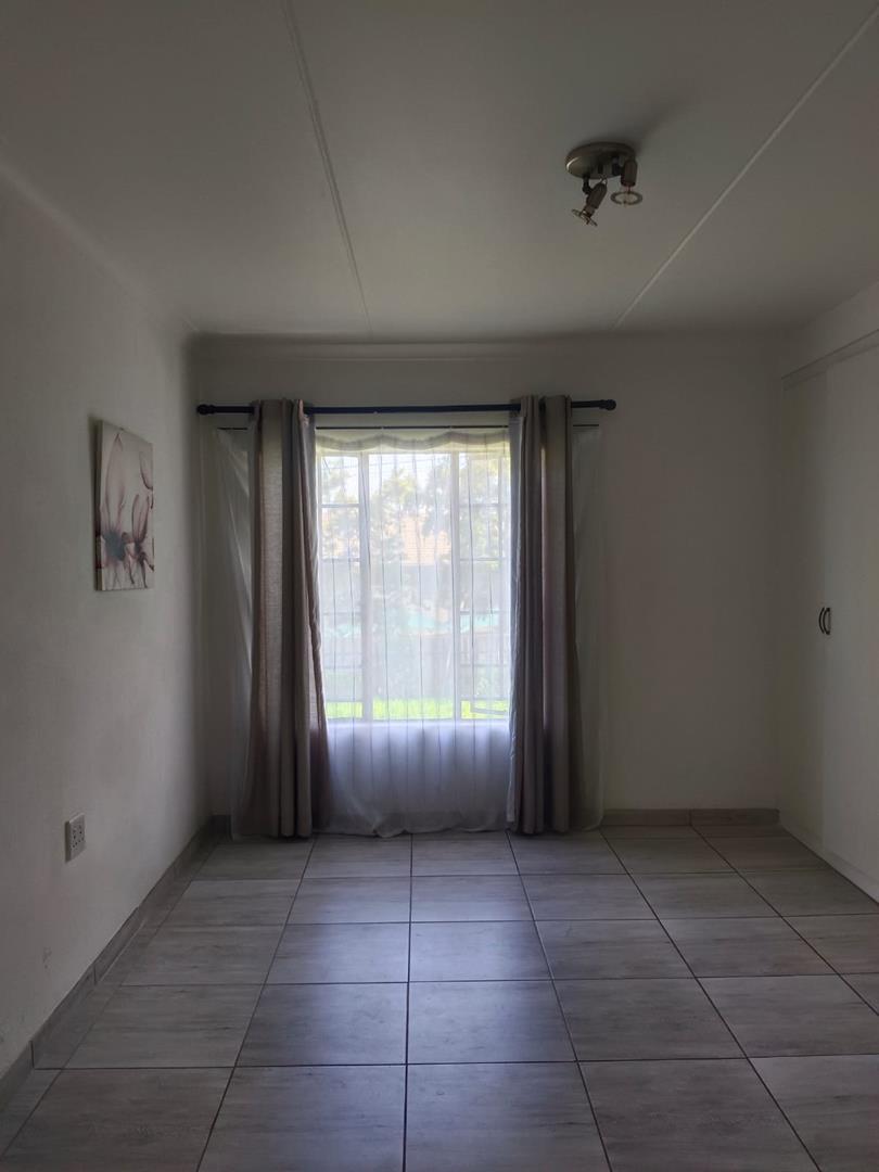 3 Bedroom Property for Sale in Corlett Gardens Gauteng