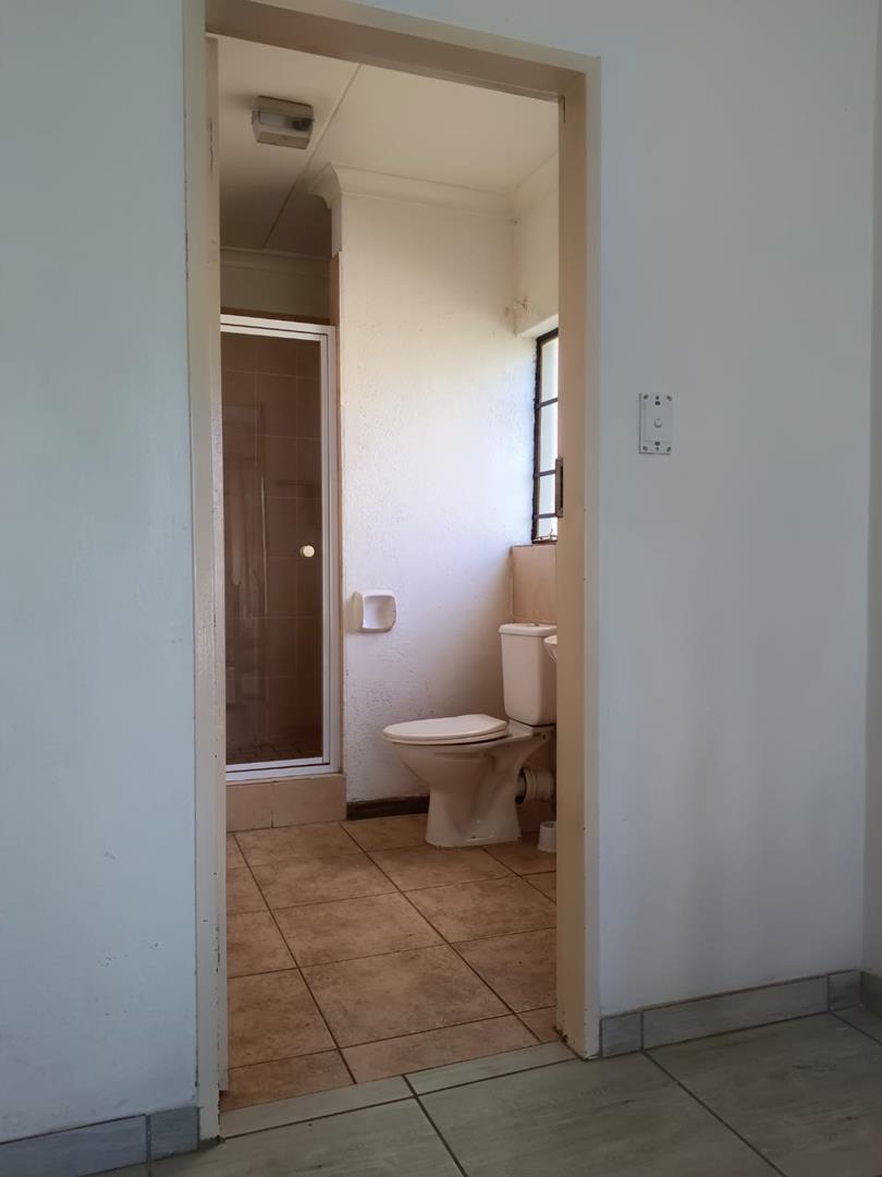3 Bedroom Property for Sale in Corlett Gardens Gauteng