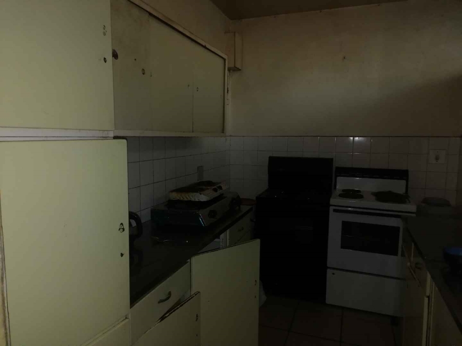 2 Bedroom Property for Sale in Berea Gauteng