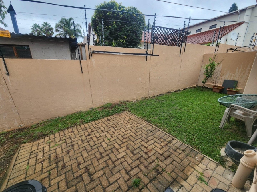 To Let 2 Bedroom Property for Rent in Northwold Gauteng