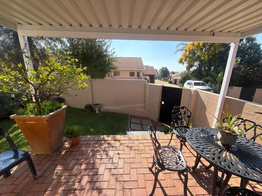 To Let 2 Bedroom Property for Rent in Northwold Gauteng