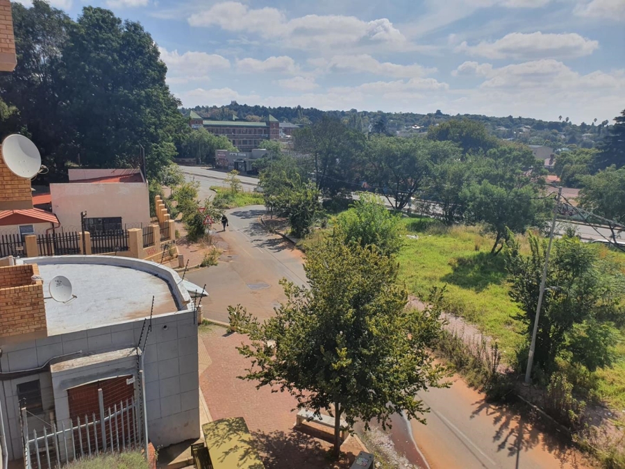 To Let 1 Bedroom Property for Rent in Auckland Park Gauteng