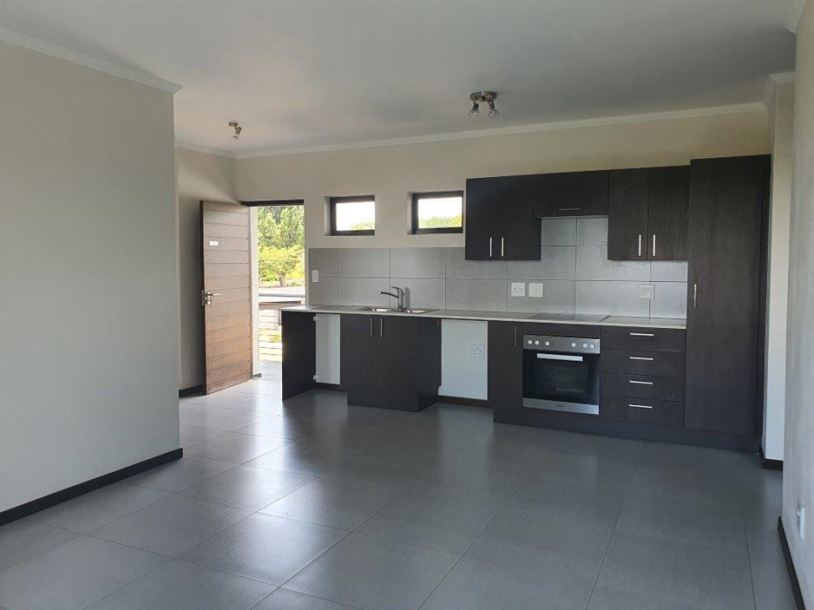To Let 2 Bedroom Property for Rent in Jackal Creek Golf Estate Gauteng