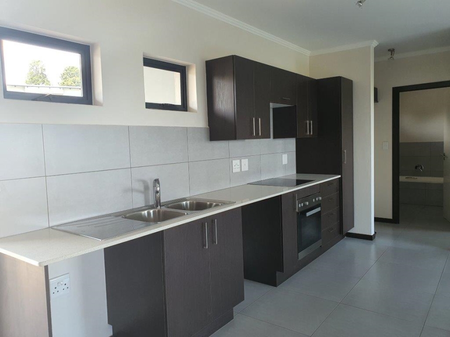 To Let 2 Bedroom Property for Rent in Jackal Creek Golf Estate Gauteng