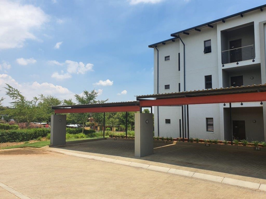 To Let 2 Bedroom Property for Rent in Jackal Creek Golf Estate Gauteng
