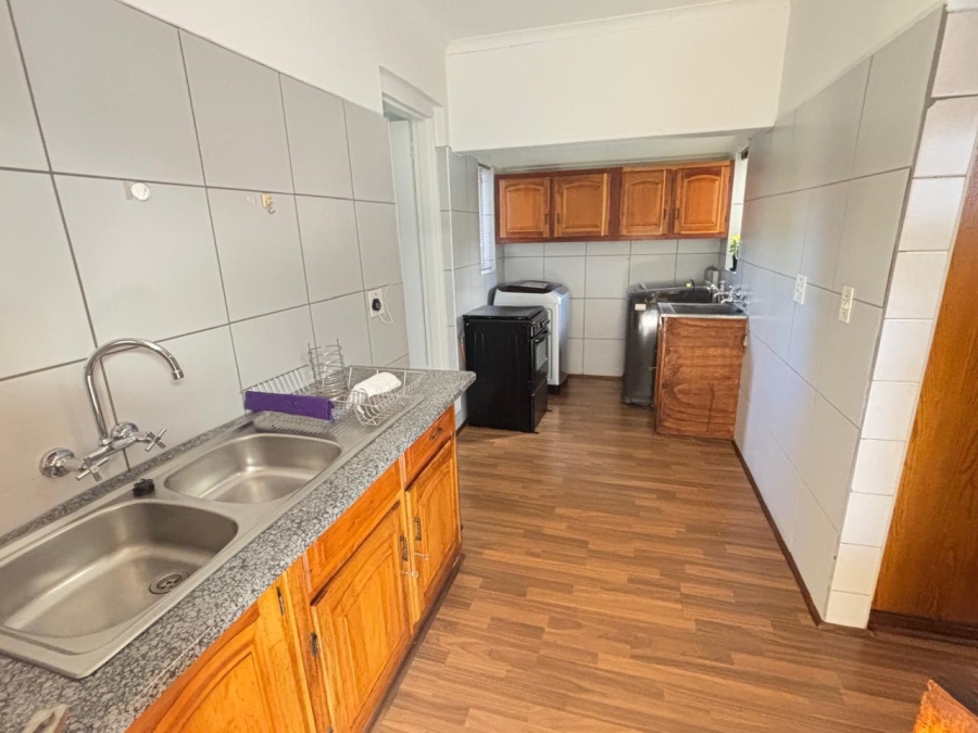 5 Bedroom Property for Sale in Garsfontein Gauteng